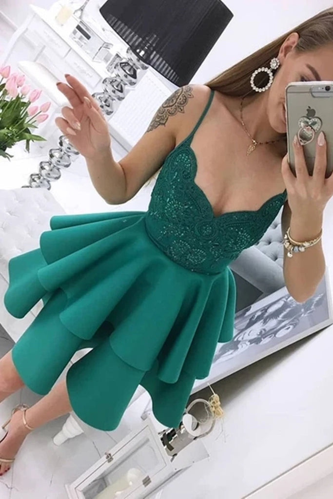 Spaghetti Straps A Line Green V Neck Short Prom Homecoming With Layers