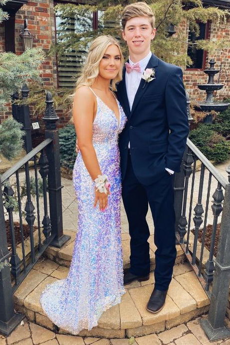 V Neck Glitzy Evening Dresses Uk Sequin White Long Prom Dress, Mermaid Sparkly V-neck Evening V Neck Glitzy Evening Dresses Uk Sequin White Long Prom Dress, Mermaid Sparkly V-neck Evening