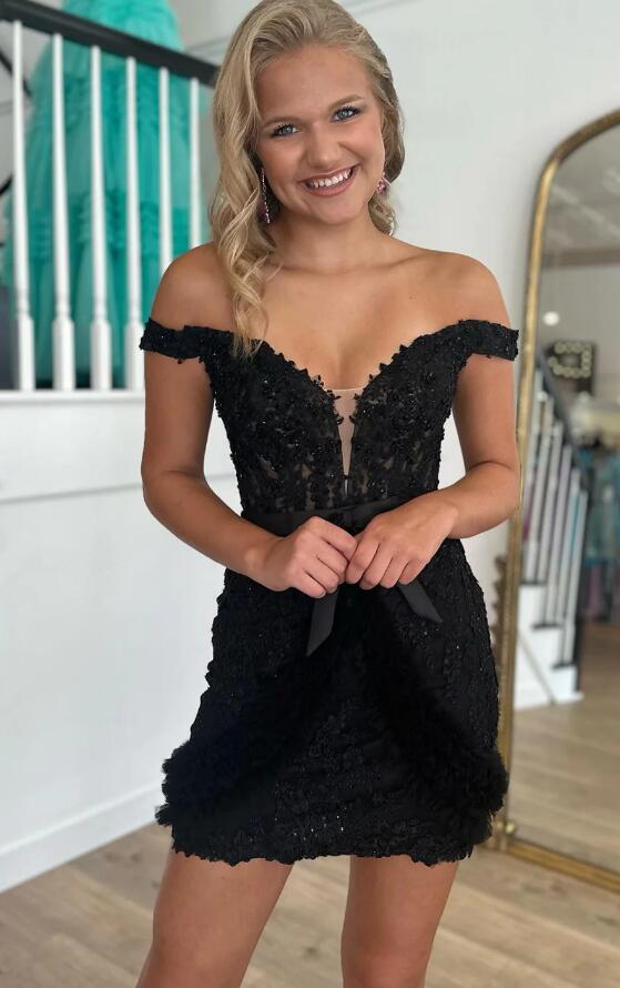 Off the Shoulder Black V Neck Short Homecoming Dress With Bowknot