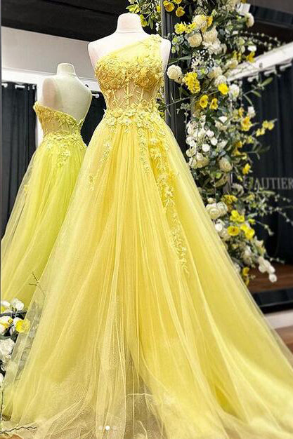 One Shoulder Yellow Tulle Sleeveless Beaded Long Prom Dress With Appliques