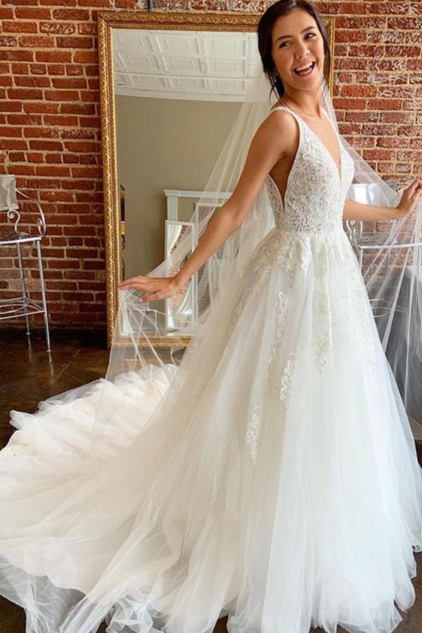 gorgeous a-line v neck tulle wedding dresses with lace appliques dtw40