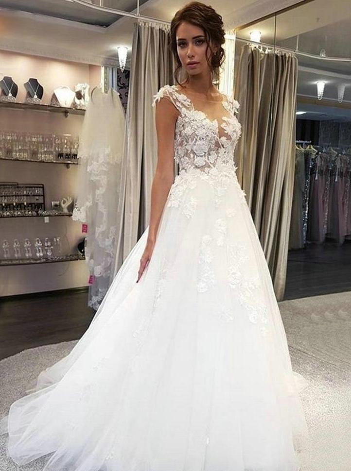Delicate Boho Wedding Dresses Sheer Round Neck Tulle Bridal Gowns