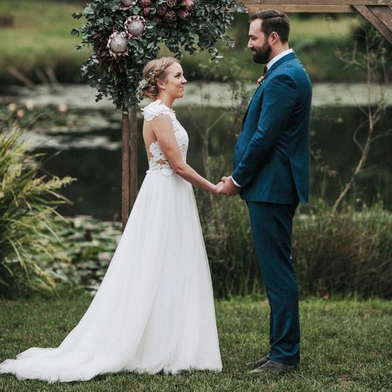 A-Line V-neck White Tulle Wedding Dress with Lace Appliques