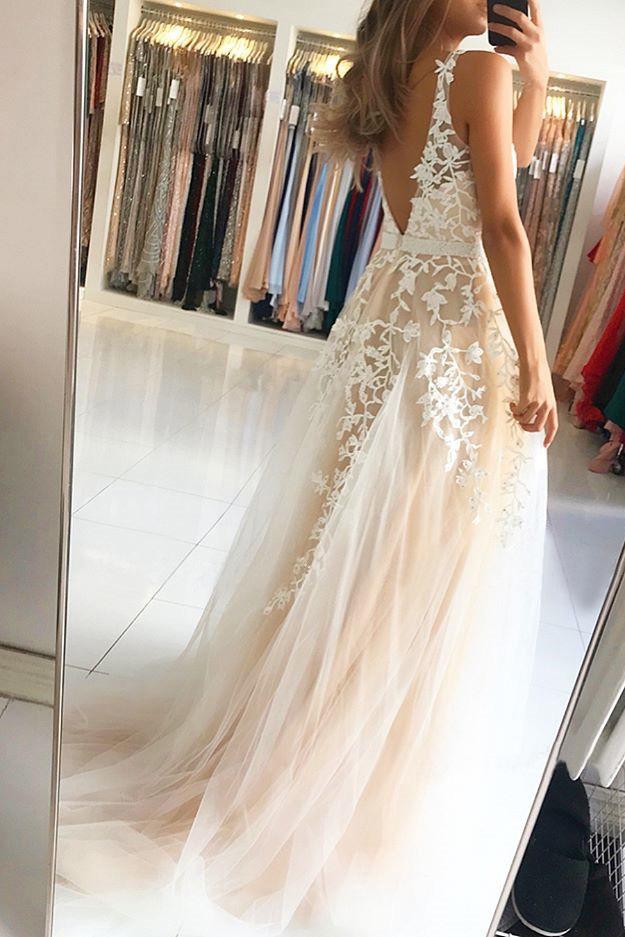 Elegant A Line V-neck Sleeveless Long Prom Dress With Appliques