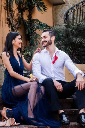 Spaghetti-straps Dark Blue Tulle Long Prom Dress Deep V-neck With Split