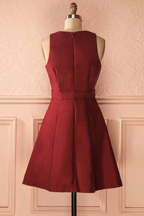 A-Line V-Neck Lace-Up Front Short Burgundy Homecoming Dresses