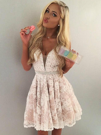 Lace Short Prom Dresses V-neck Pleat Homecoming Dress with Beading