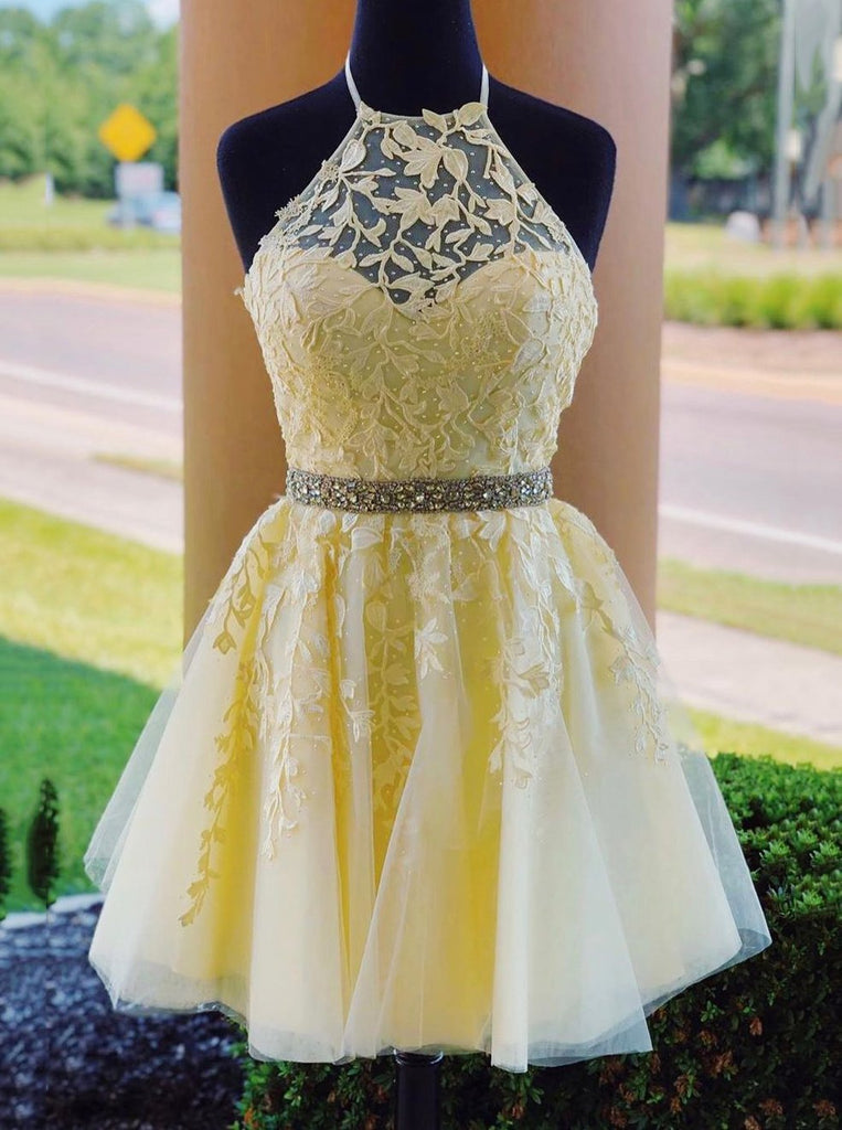 Tulle Lace Appliques Beading Short Homecoming Dress with Lace-Up