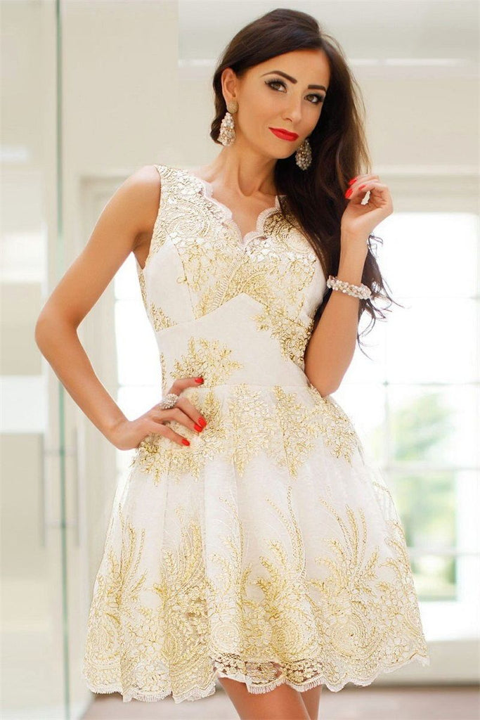 A-Line V-Neck Gold Appliques Short Tulle Homecoming Dress
