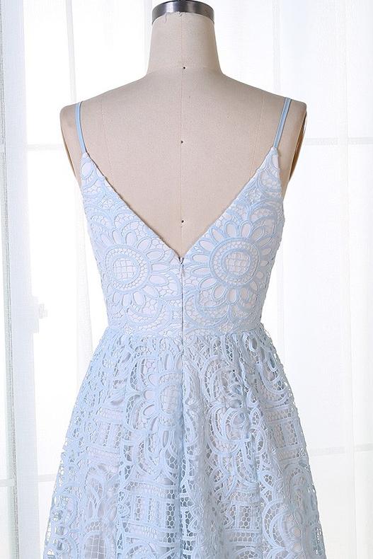 A-Line Lace Homecoming Dress Spaghetti Straps V-neck Short Prom Dress