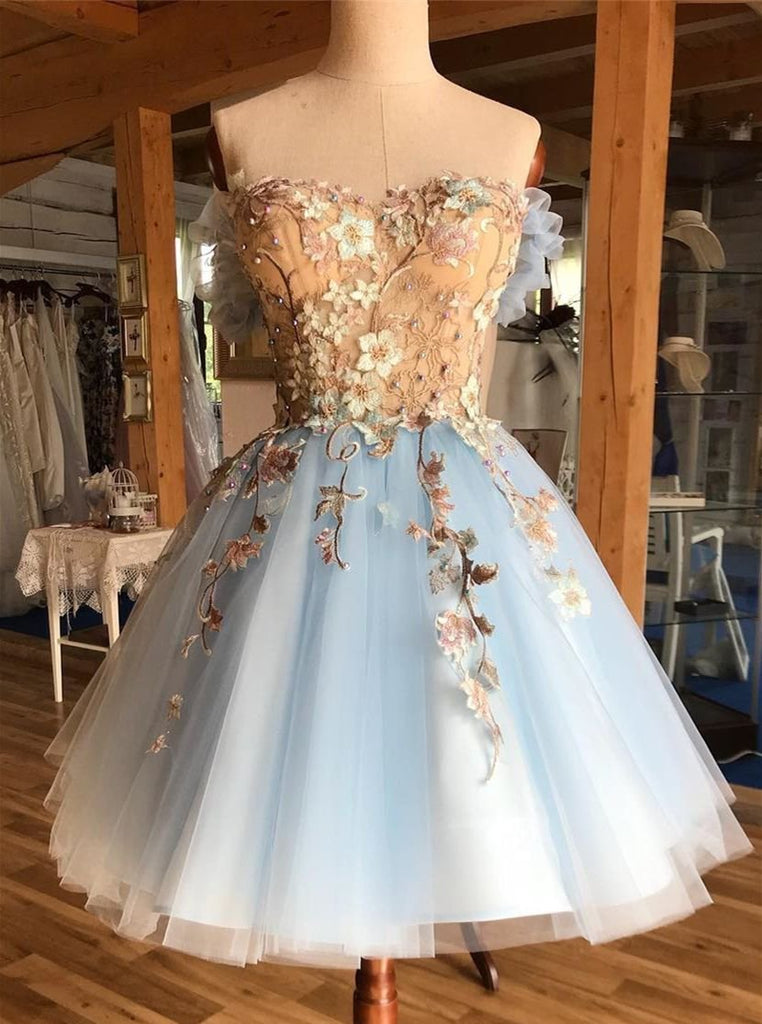 Light Sky Blue Sweetheart Appliques Short Prom Homecoming Dress