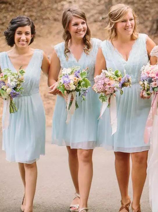 A-Line V-Neck Knee-Length Mint Blue Chiffon Bridesmaid Dresses DTB99 DressTok.co.uk A-Line V-Neck Knee-Length Mint Blue Chiffon Bridesmaid Dresses DTB99 DressTok.co.uk