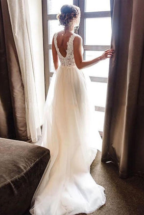 Backless A-line Beach Wedding Dress, Lace Appliques Tulle Boho Bridal Gowns