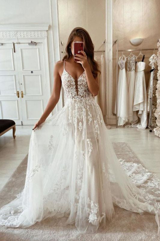 Lace Sleeveless Spaghetti Straps Wedding Dresses, Long V-neck Bridal Gown With Appliques