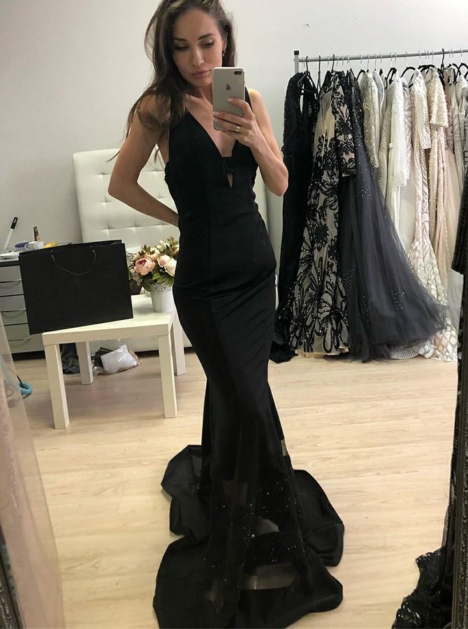 Black Mermaid/Trumpet Deep V-Neck Satin Backless Prom Dress