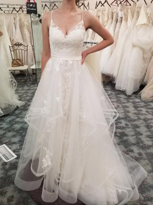 A-Line Spaghetti Straps Tiered Wedding Dress with Appliques