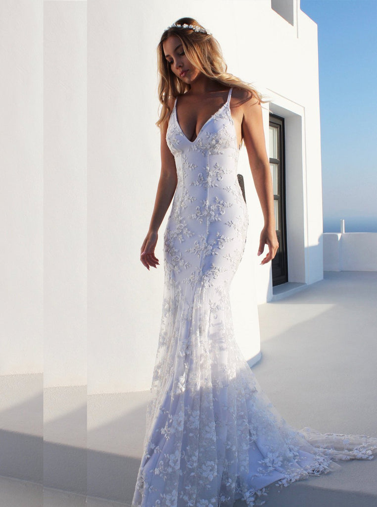 fancy backless mermaid wedding dress white spaghetti straps tulle dtw147