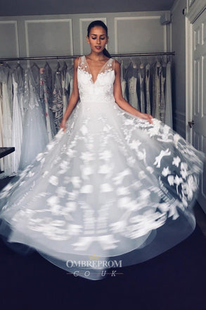 Flattering V Neckline Prom Wedding Gown With Embroidery Appliques
