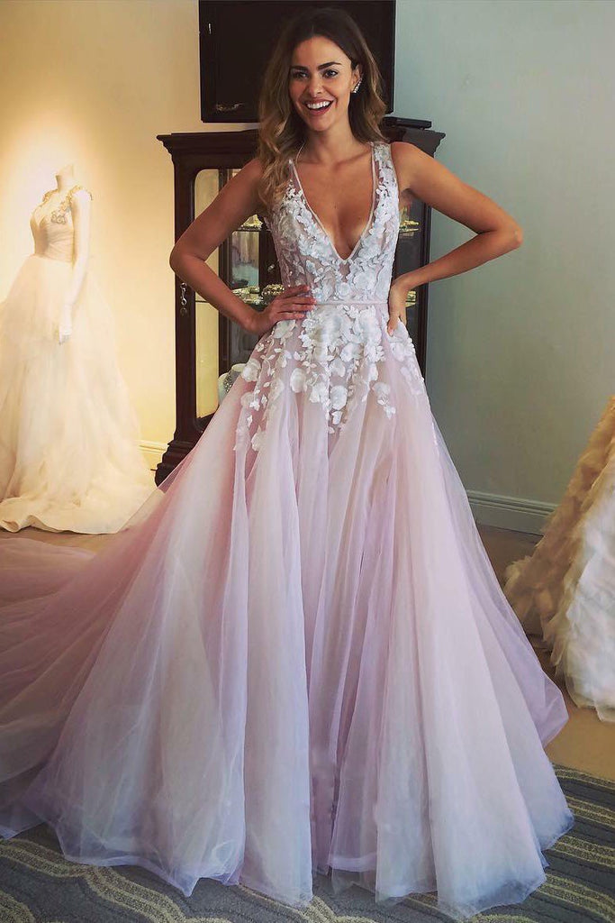 Floral Appliques Blush Tulle Wedding Dress Plunging Neckline Bridal Gown
