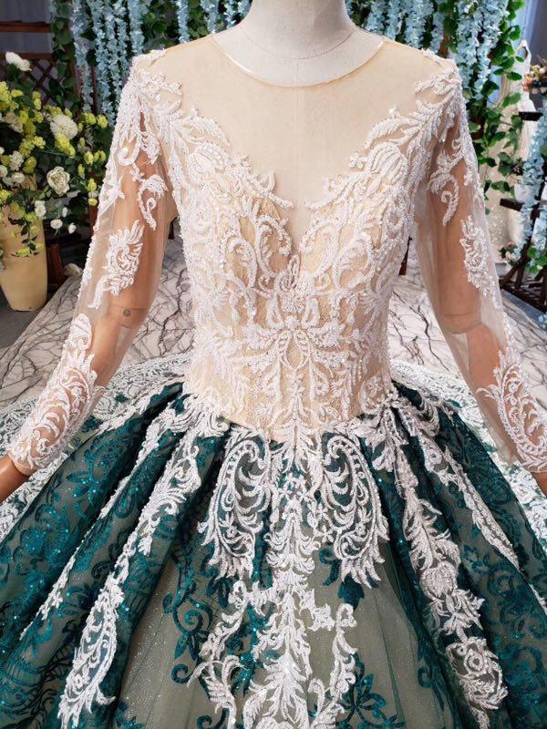 Long Sleeve Appliques Beading Quinceanera Dresses Ball Gown Vintage Wedding Dress