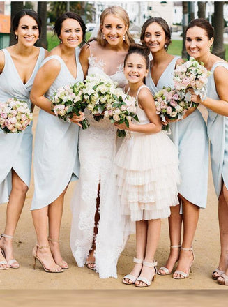 Light Blue V-Neck Sheath Asymmetry Ruched Short Bridesmaid Dresses