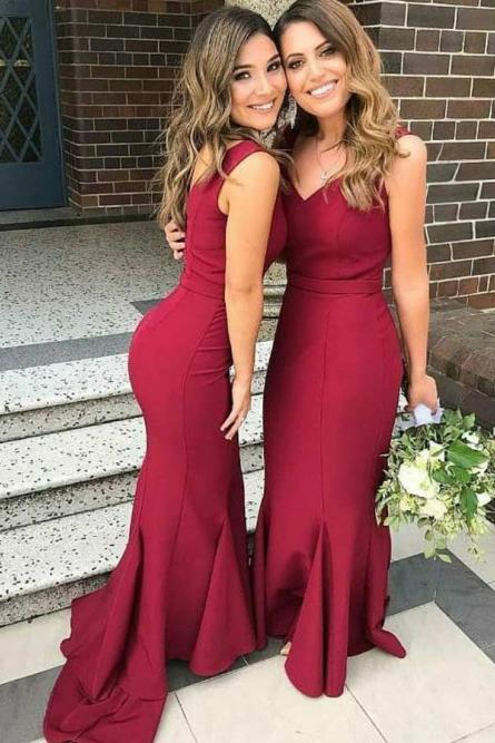 Mermaid/Trumpet V-Neck Satin Burgundy Bridesmaid Dresses With Ruffles