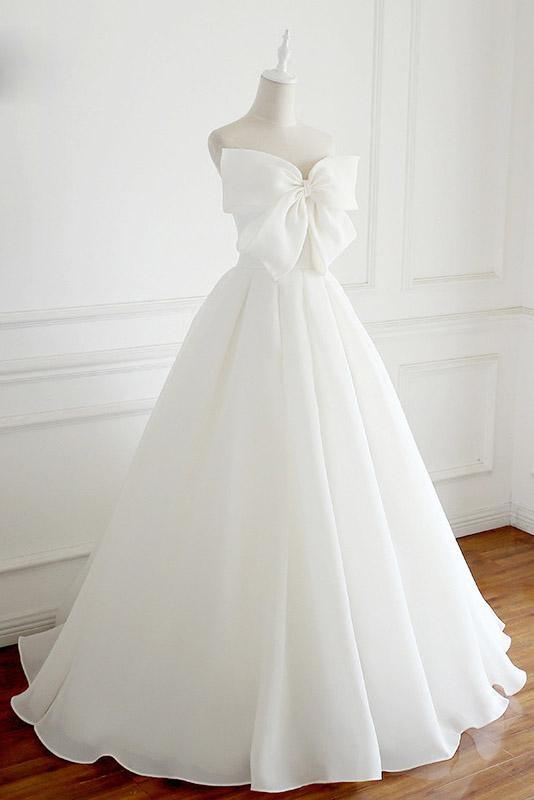 ball gown sleeveless wedding dress with cute bowknot dtw84