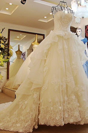 Princess Sweetheart Lace Appliques Ball Gown