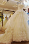 Princess Sweetheart Lace Appliques Ball Gown Vintage Tiered Wedding Dresses