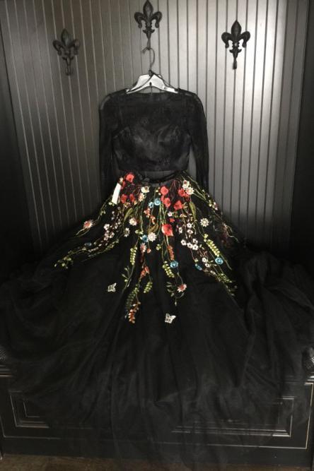 Two Piece Black Long Sleeves Lace Appliqued Prom Dress Tulle Party