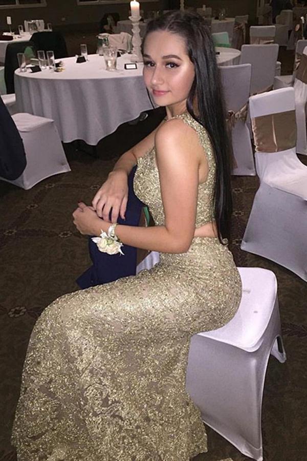 Black and on sale gold prom couple