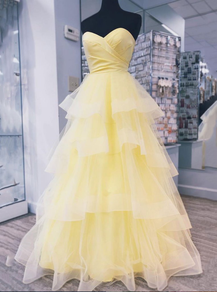 Light yellow top evening gown