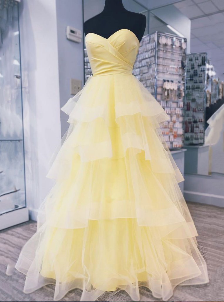 Yellow Sweetheart Tulle Long Prom Dress With Layered Graduation Gown