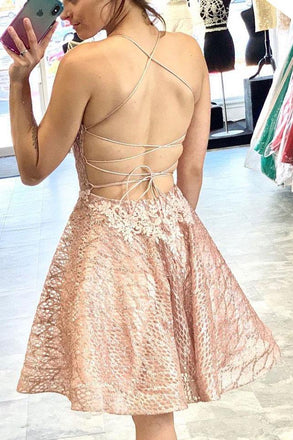 Unique Lace Short Prom Dress Backless Homecoming Dress with Appliques