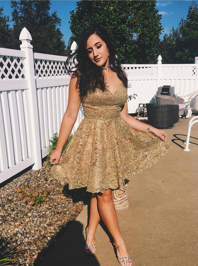 A-line Lace Appliques Homecoming Dress, V-neck Short Prom Dresses